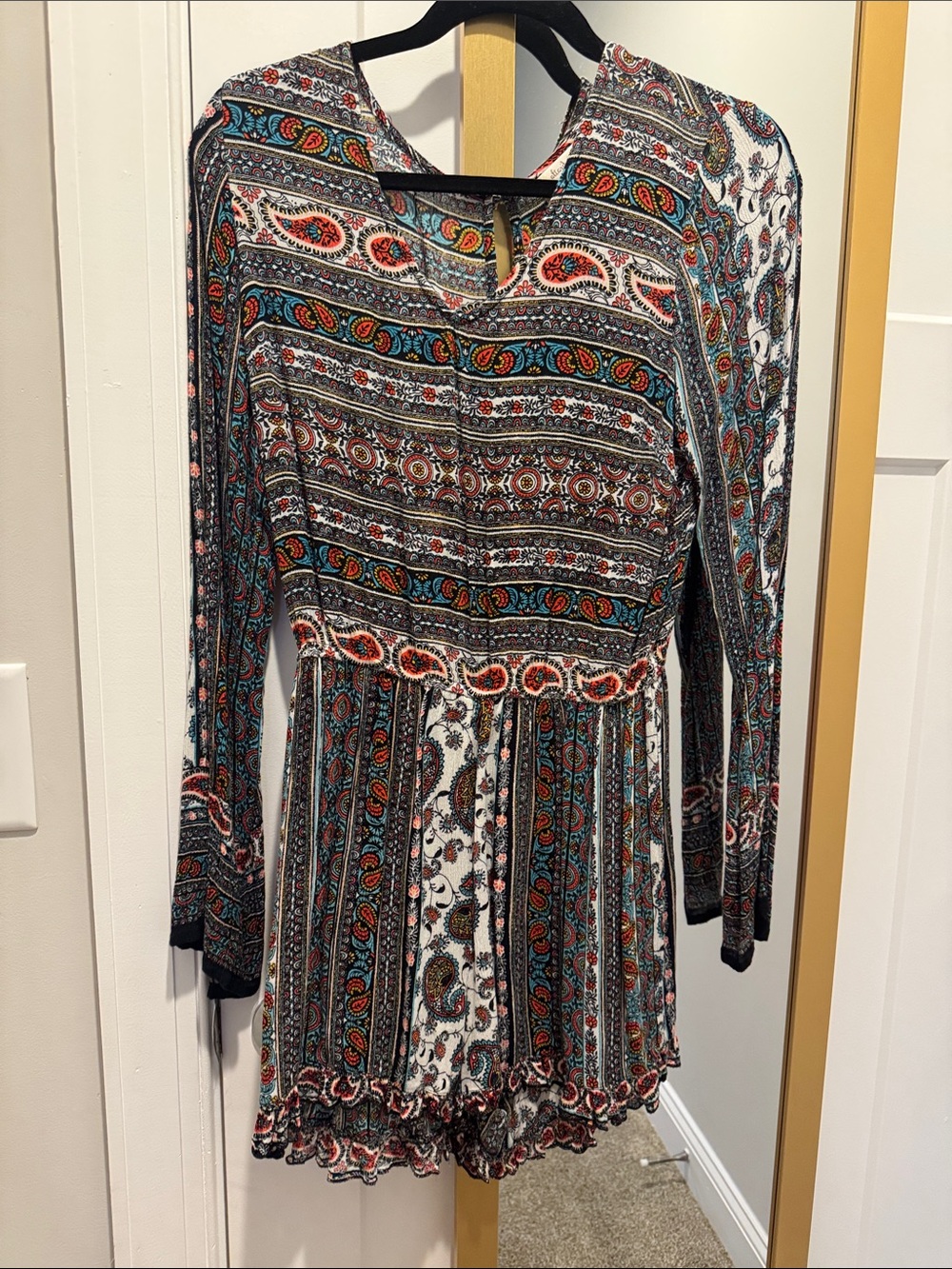 Altar'd State Multicolor Paisley & Stripe long sleeves, short